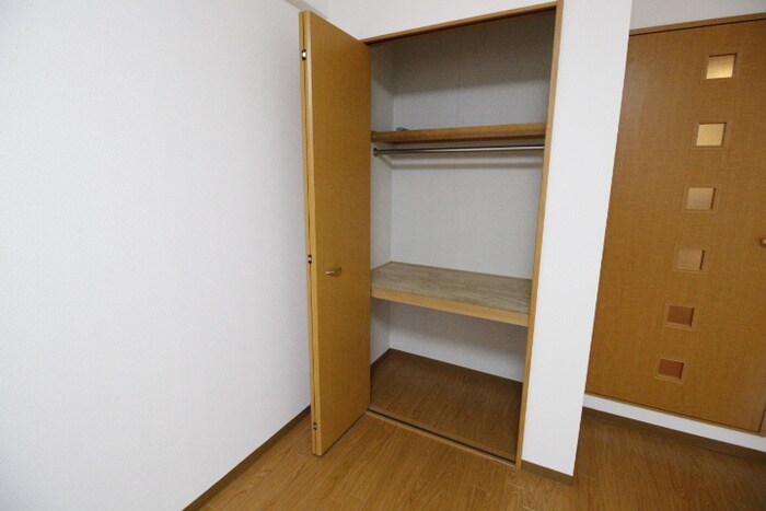 物件内観写真15　(収納)