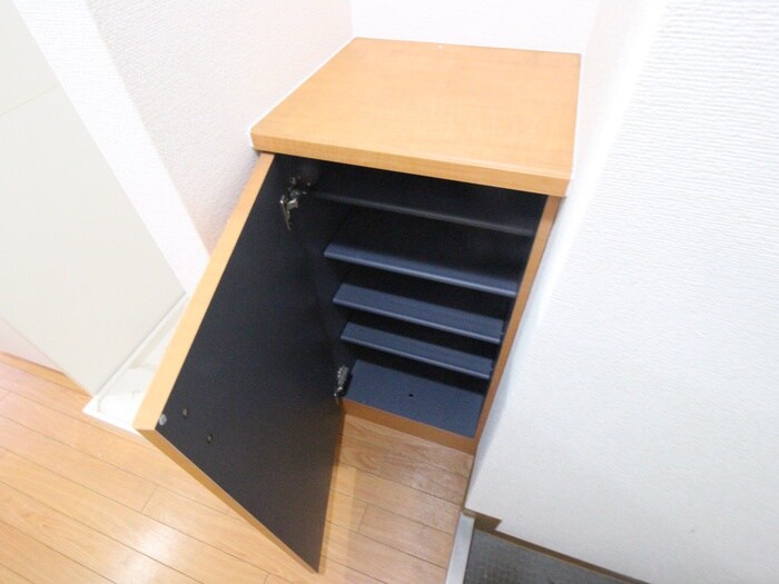 物件内観写真17　(靴箱)