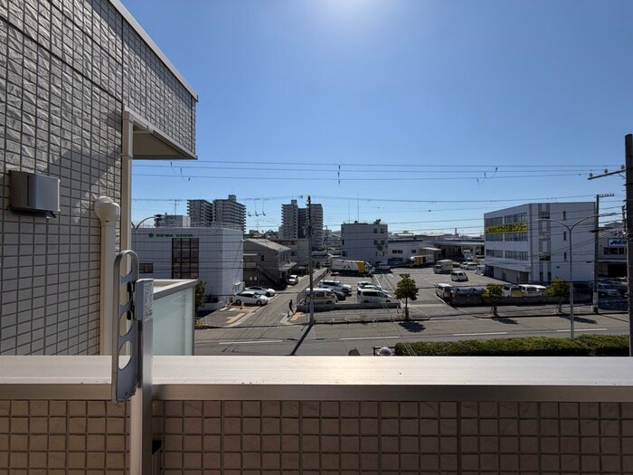 物件内観写真13　(室内からの展望)