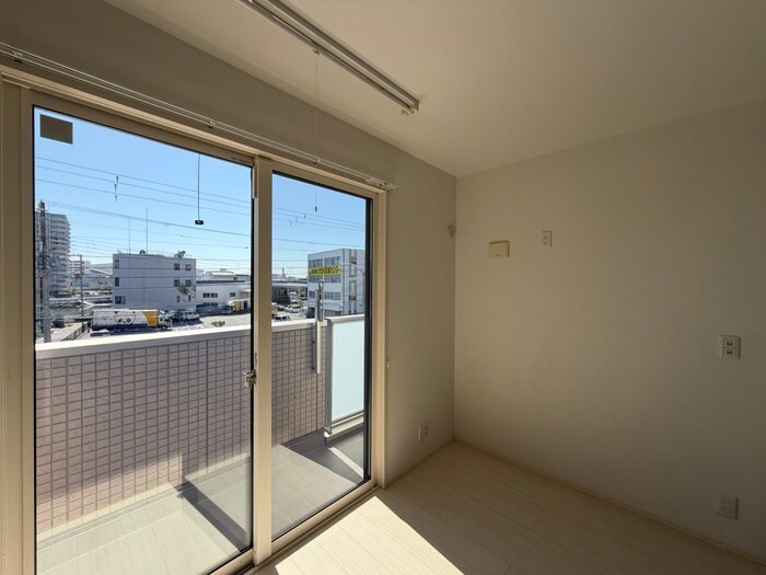 物件内観写真16　(居室)