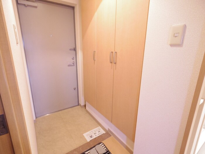 物件内観写真20　(玄関)