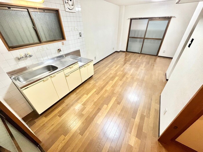 物件内観写真11　(居室)