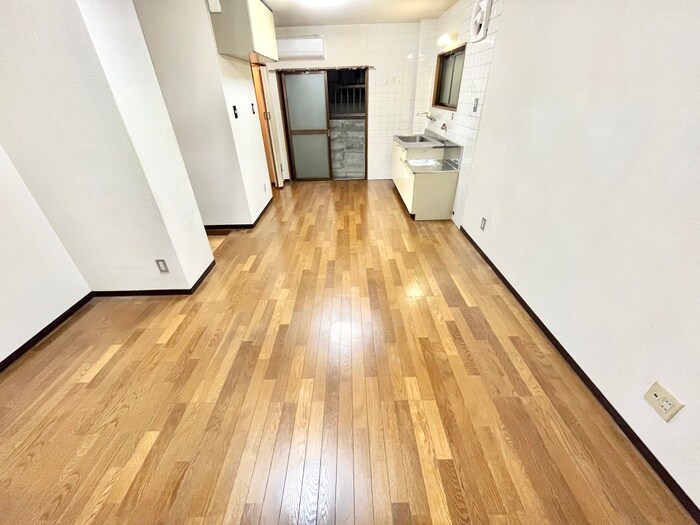 物件内観写真21　(居室)