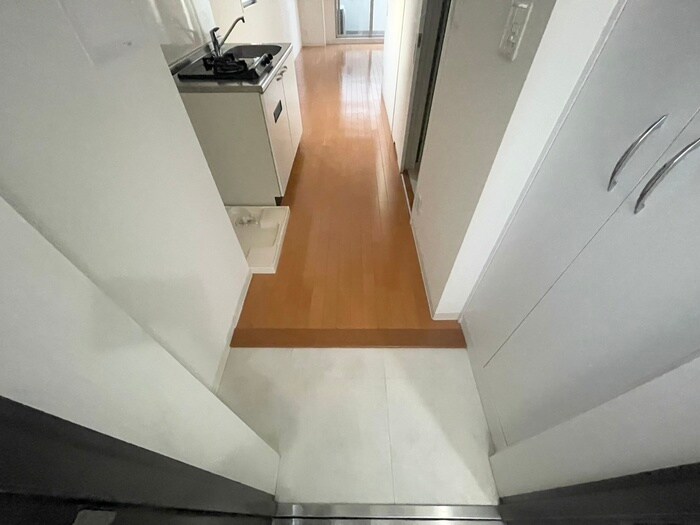 物件内観写真15　(玄関)