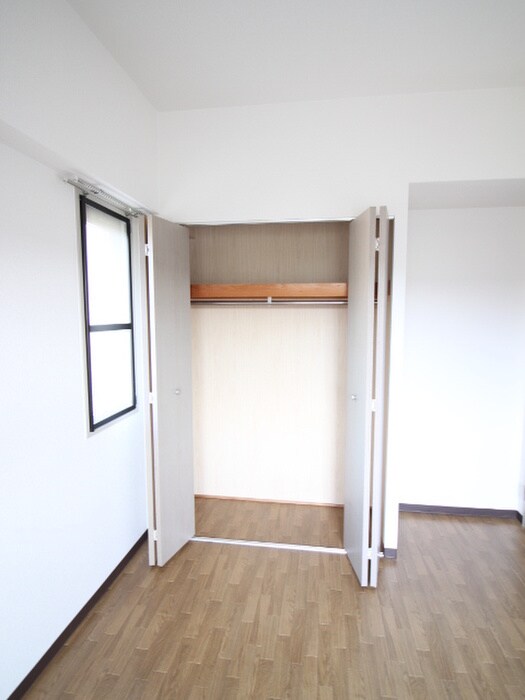 物件内観写真15　(収納)