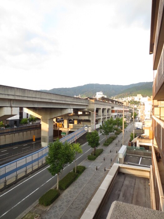 物件内観写真19　(室内からの展望)