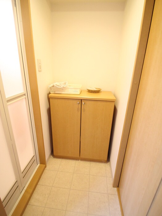 物件内観写真10　(収納)