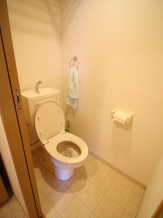 物件内観写真11　(トイレ)