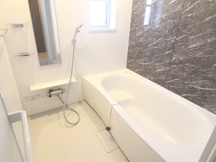 物件内観写真8　(バス／シャワールーム等)