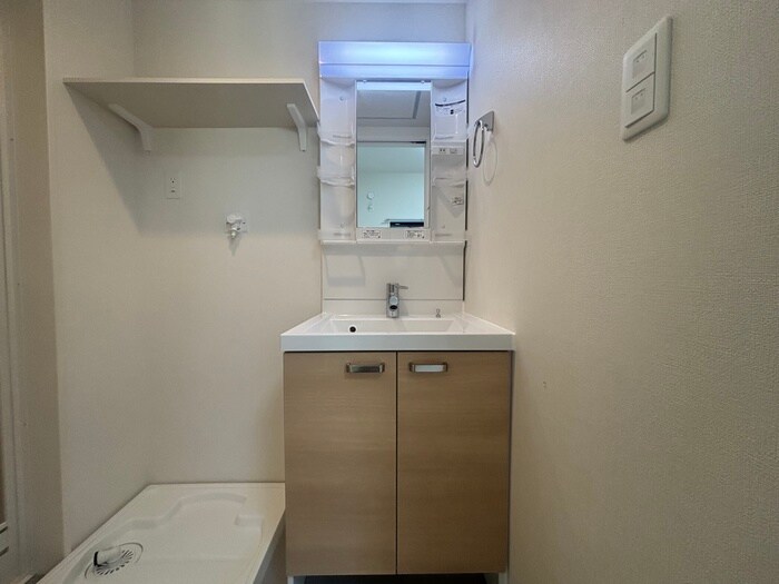 物件内観写真8　(洗面)