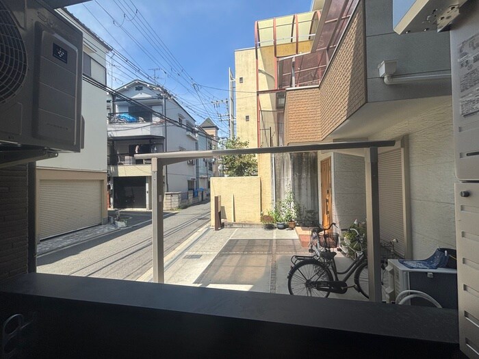 物件内観写真13　(室内からの展望)