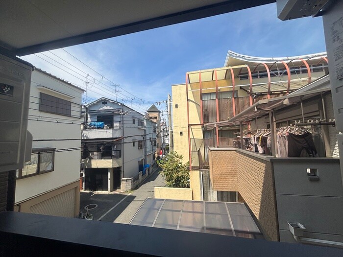 物件内観写真13　(室内からの展望)