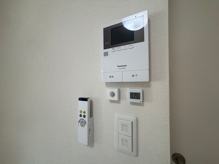 物件内観写真17　(廊下)