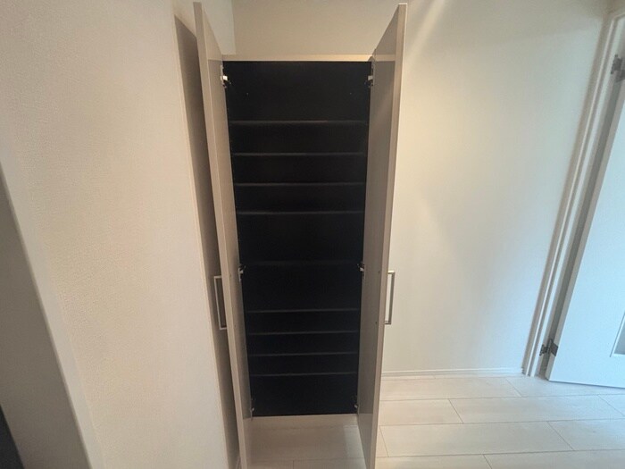 物件内観写真19　(靴箱)