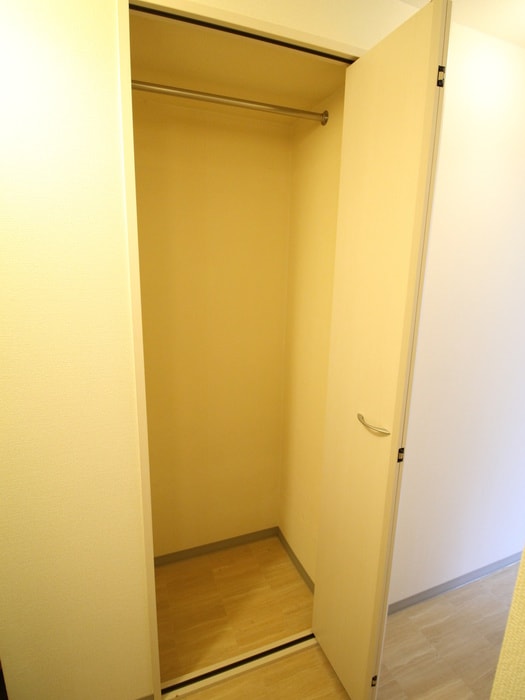 物件内観写真11　(収納)