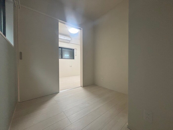 物件内観写真13　(居室)