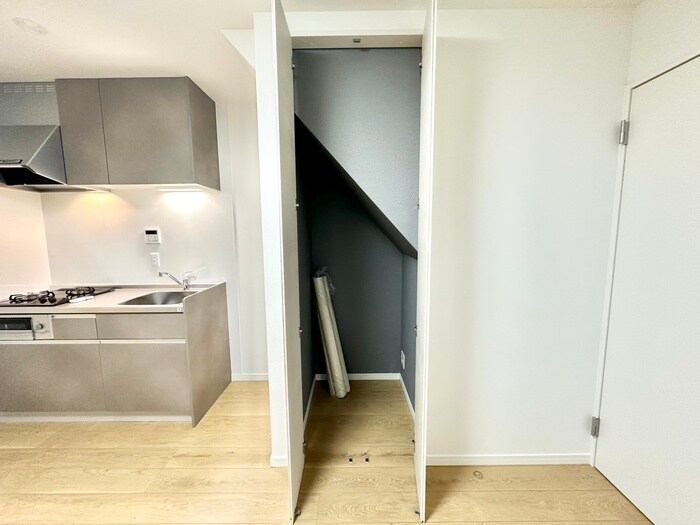 物件内観写真15　(収納)