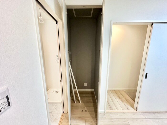 物件内観写真15　(収納)