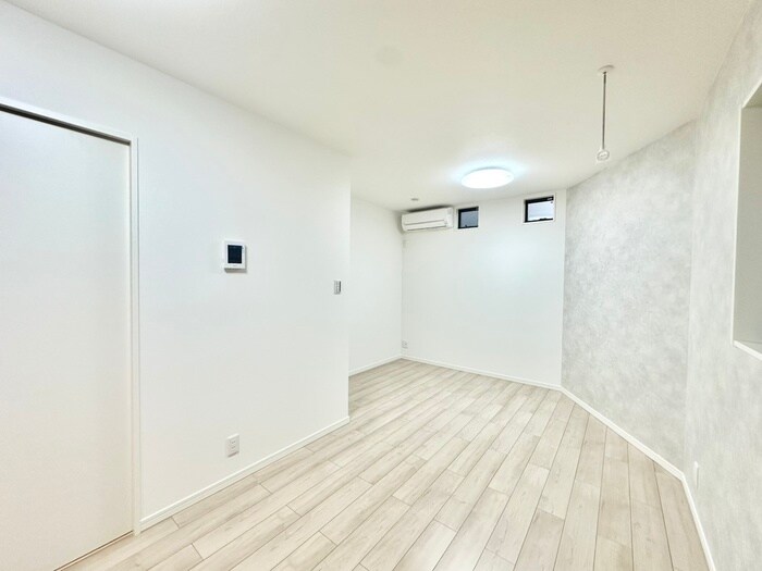 物件内観写真18　(居室)