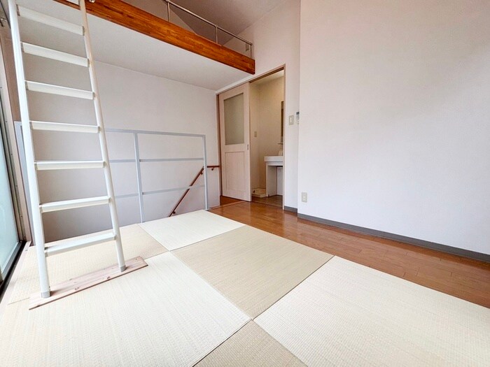 物件内観写真8　(居室)