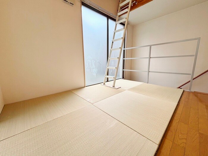 物件内観写真9　(居室)