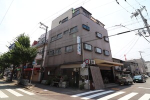 松本マンション外観写真