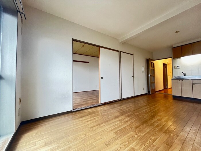 物件内観写真18　(居室)