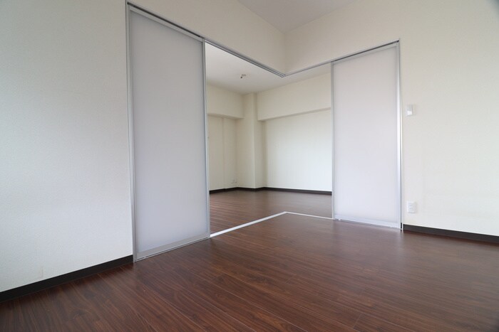 物件内観写真11　(居室)