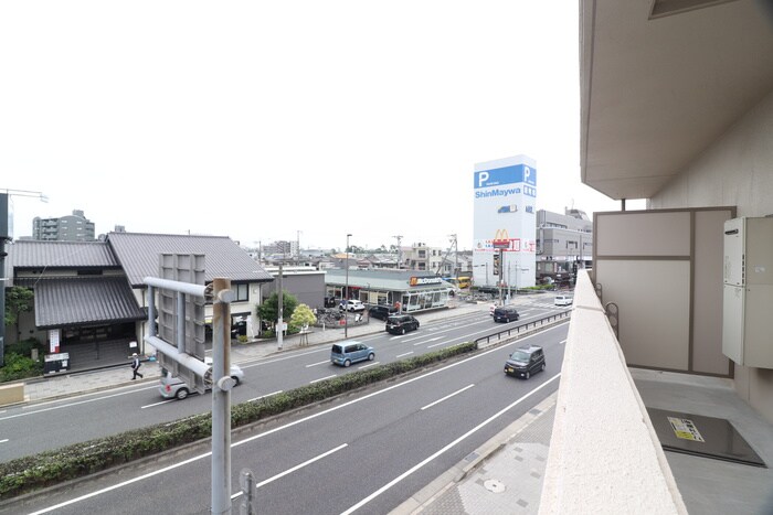 物件内観写真21　(室内からの展望)