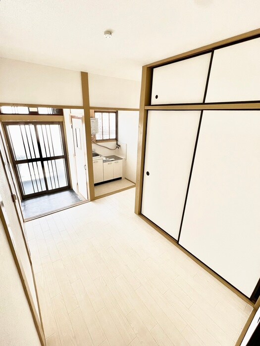 物件内観写真11　(居室)