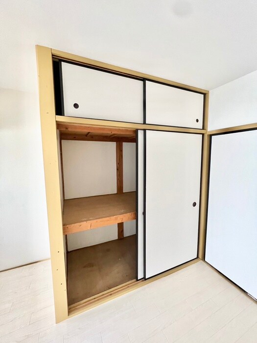 物件内観写真18　(収納)