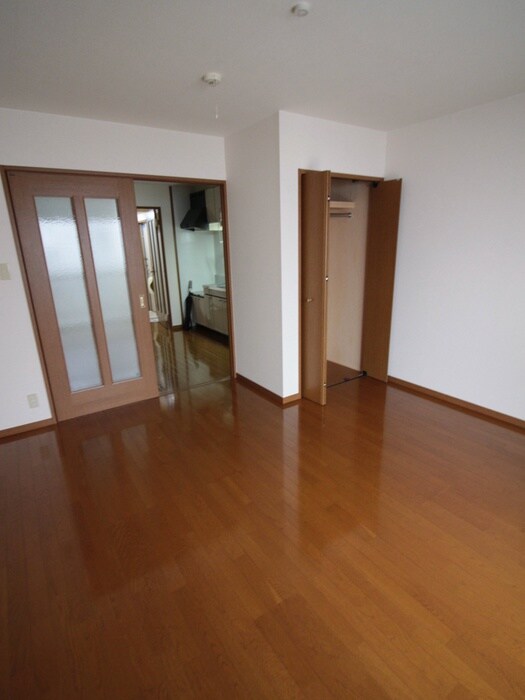 物件内観写真18　(居室)