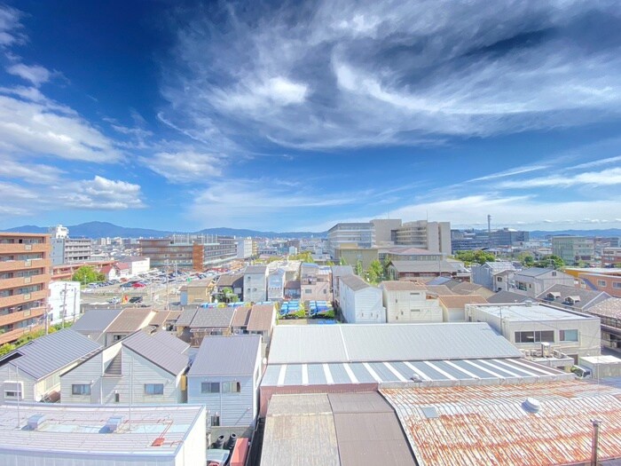 物件内観写真22　(室内からの展望)