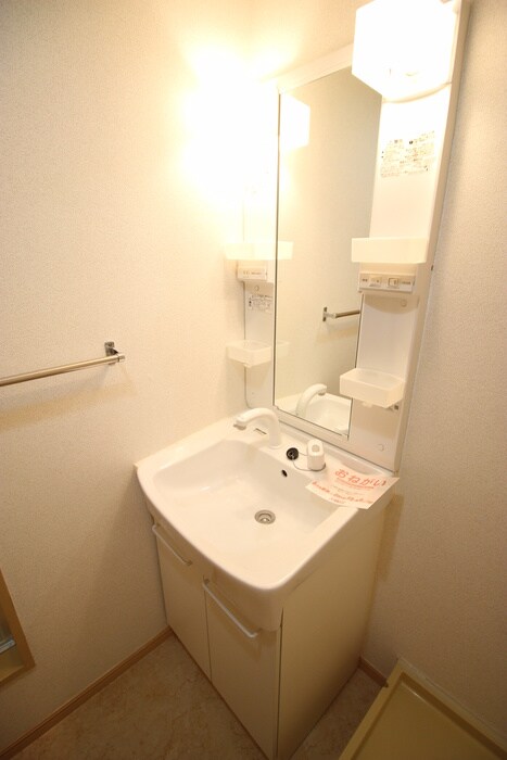 物件内観写真12　(洗面)