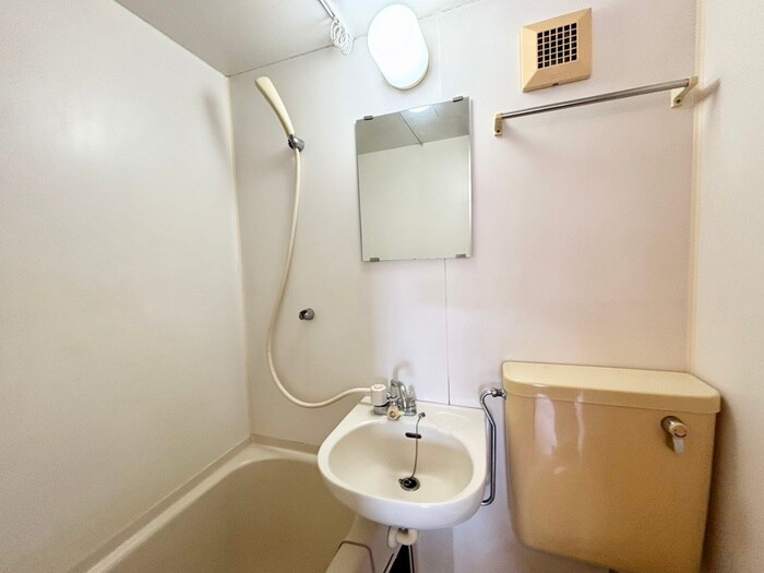 物件内観写真11　(洗面)