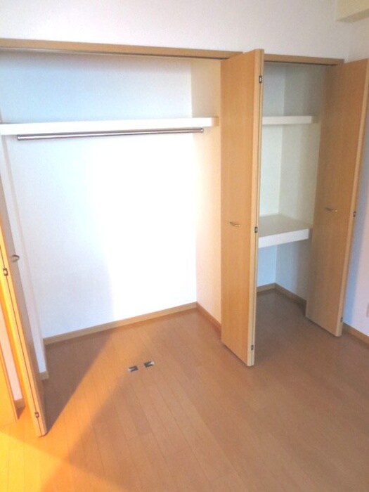 物件内観写真11　(収納)