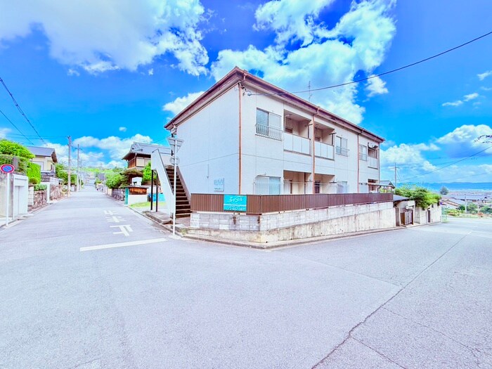 明光ハイツの外観写真