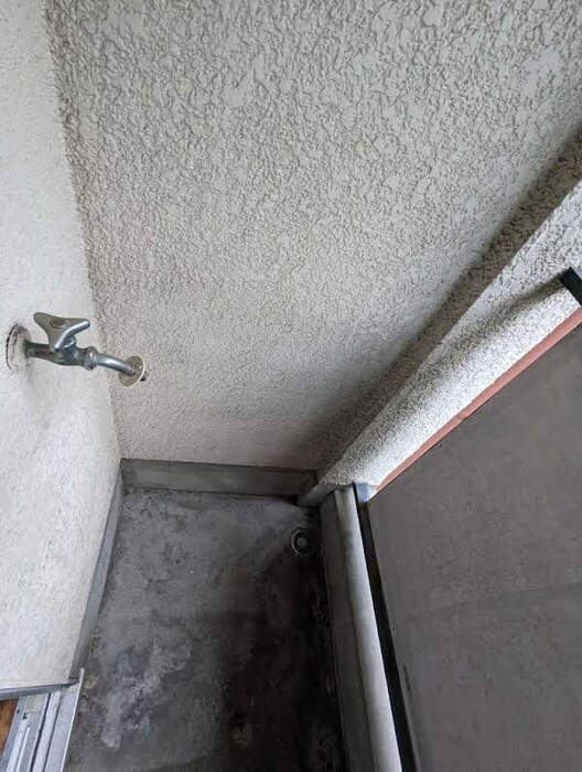 明光ハイツの洗濯機置場