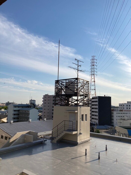 物件内観写真12　(室内からの展望)