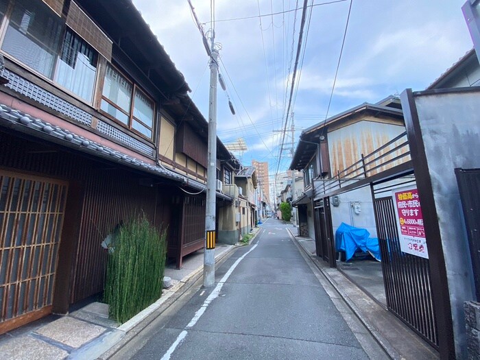 物件外観写真6　(周辺環境)