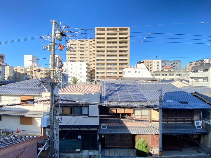 物件内観写真22　(室内からの展望)