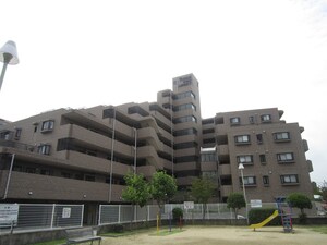 ﾗｲｵﾝｽﾞﾏﾝｼｮﾝ上野芝5丁(202)外観写真