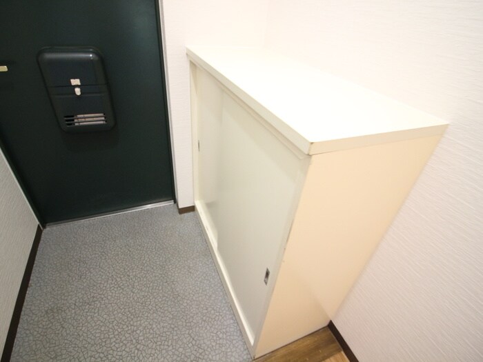 物件内観写真15　(靴箱)
