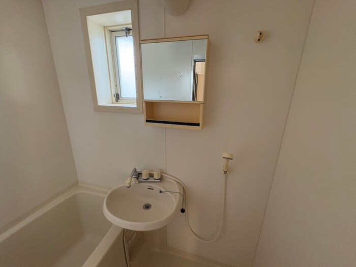 物件内観写真14　(洗面)