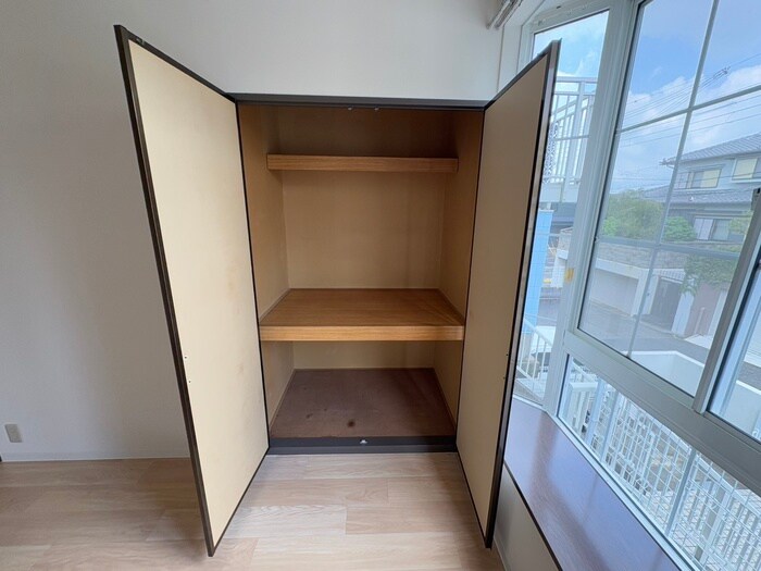 物件内観写真18　(収納)