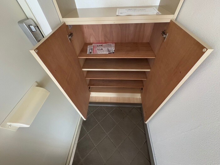 物件内観写真19　(靴箱)