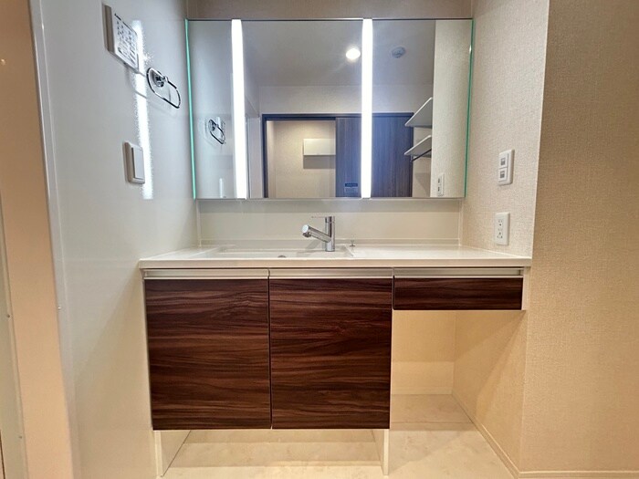 物件内観写真14　(洗面)