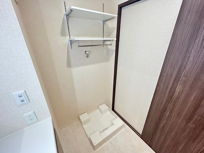 物件内観写真19　(洗濯機置場)