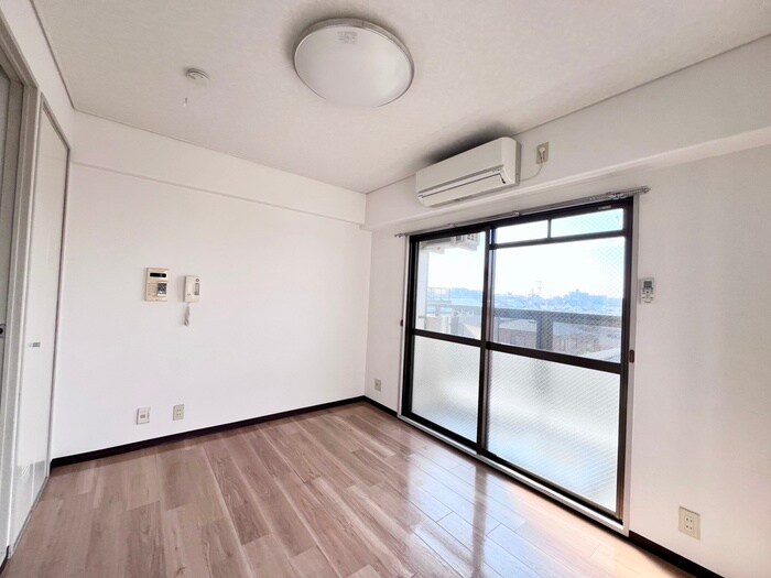 物件内観写真8　(居室)