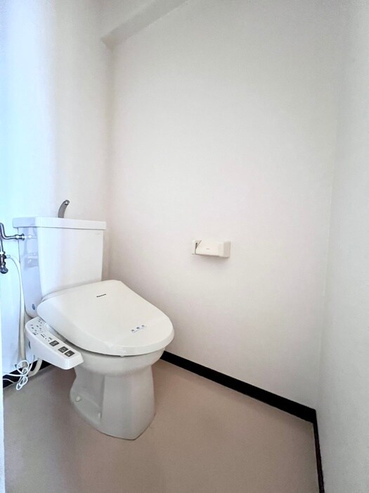 物件内観写真12　(トイレ)